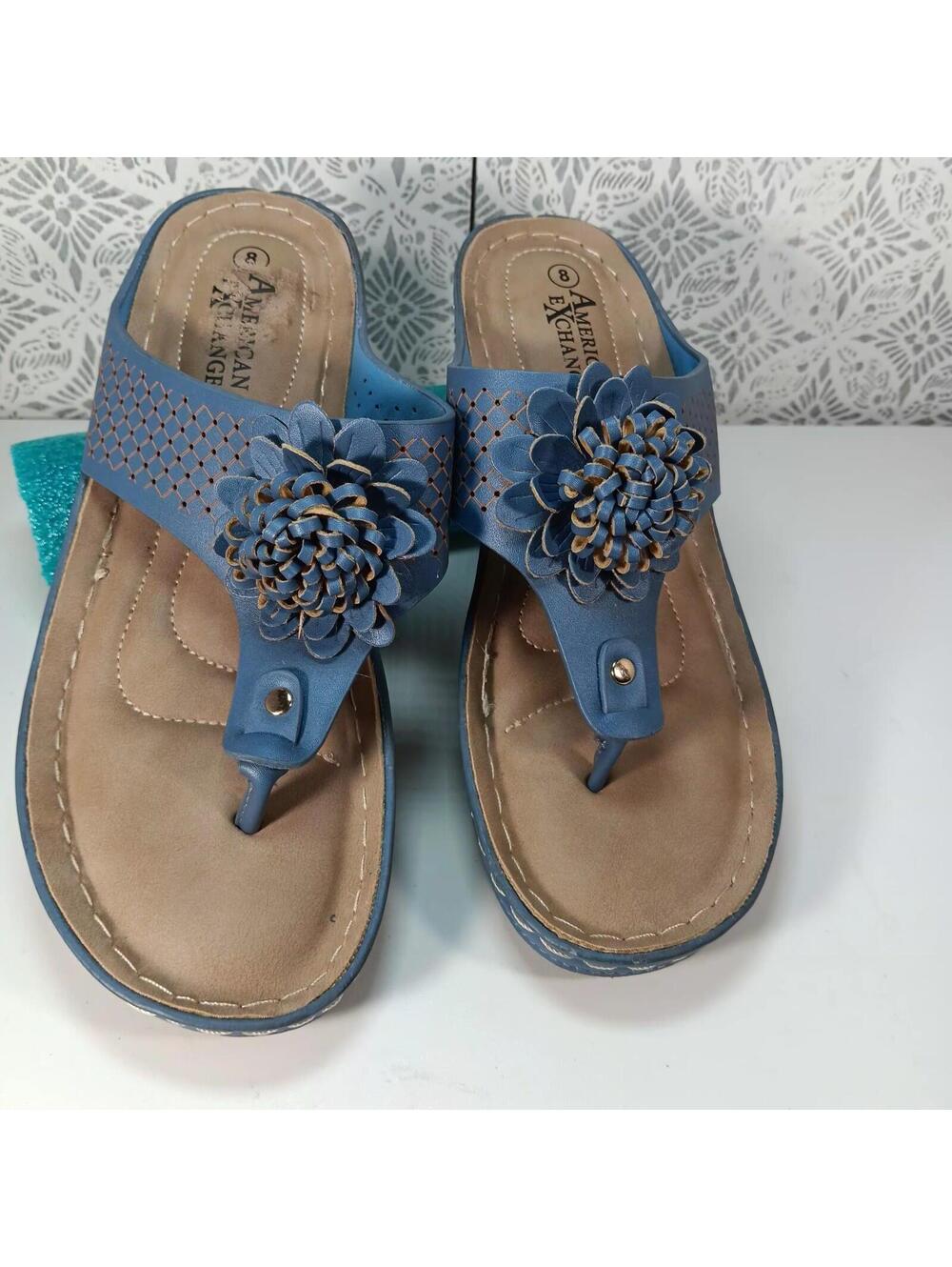 American Exchange Blue Flower Accent Wedge Thong Slip-On Women's Sandals Size 8